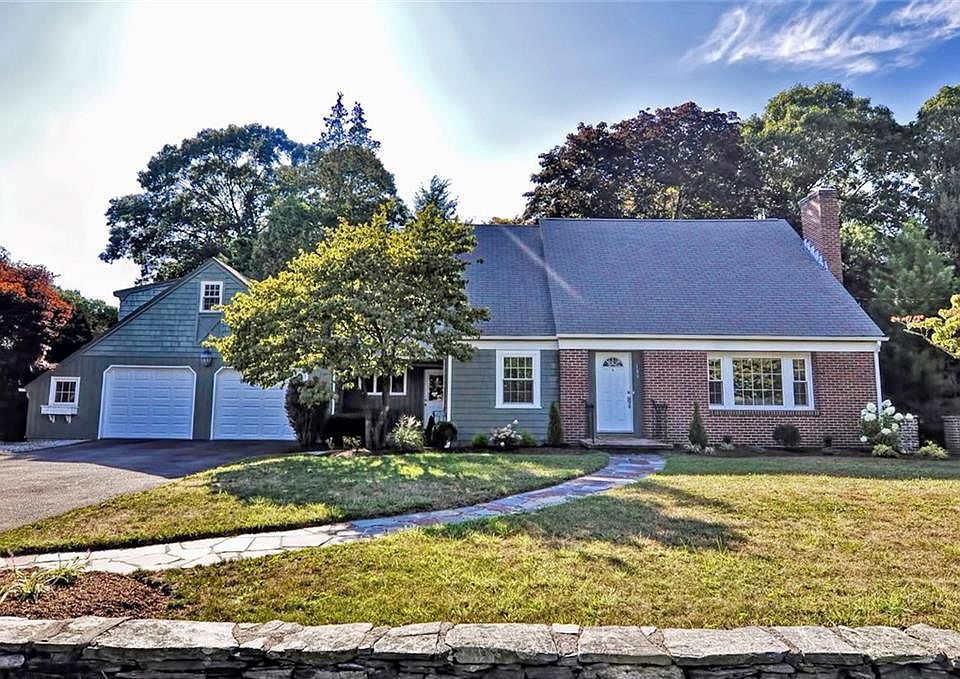 1st image of 199 Squantum Dr