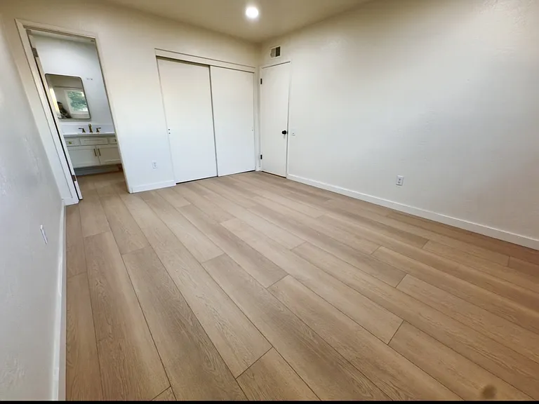 7340 Corsican Dr #C — Photo 12