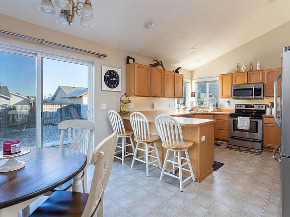 5th image of 1110 N Tara Lee St
