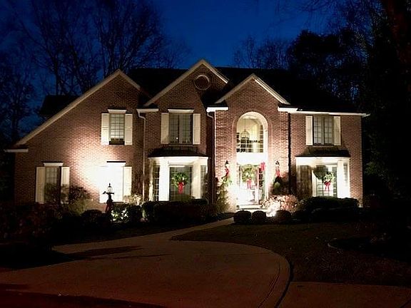 2nd image of 123 Bel Aire Dr