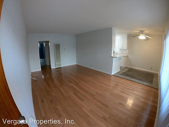 5th image of 17817 Crenshaw Blvd APT 3