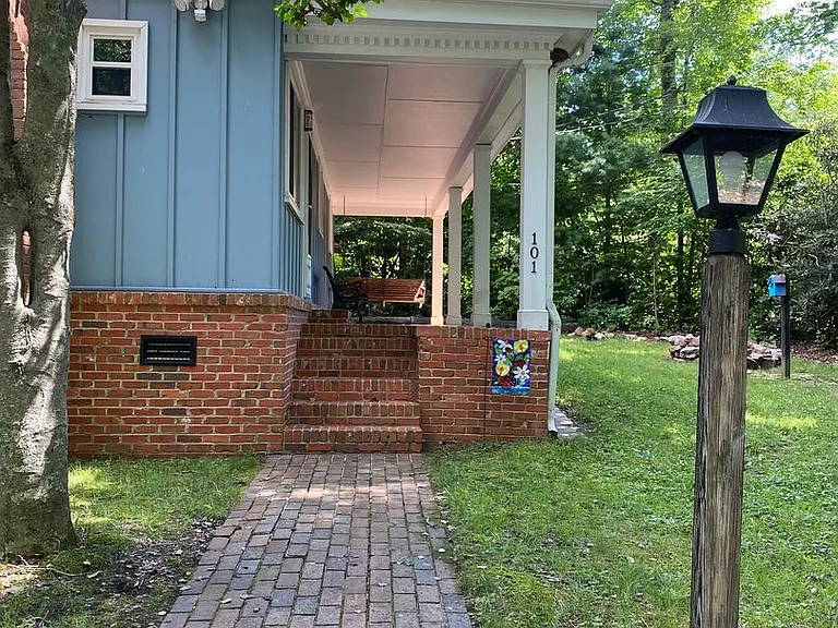 101 Memorial Park Dr — Photo 4