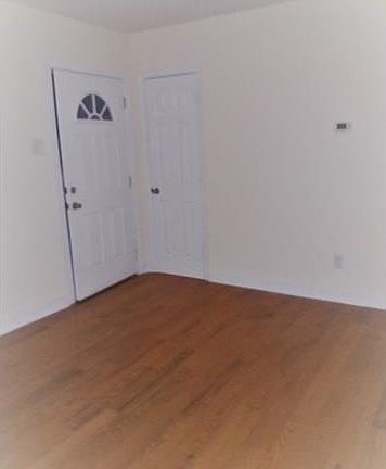 5th image of 2404 Gordon Ln