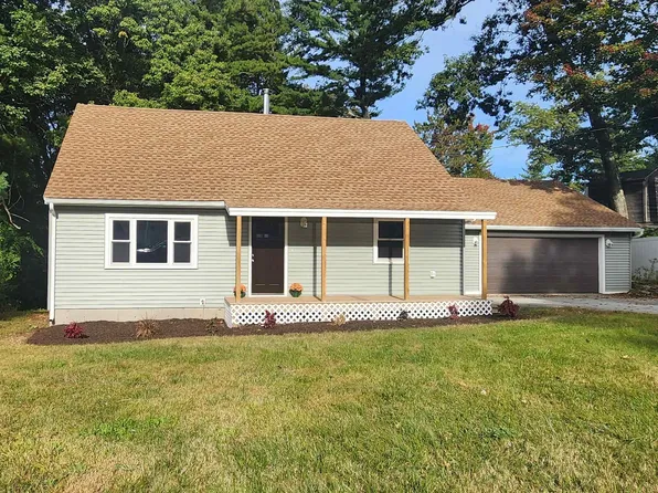 10 Bradford Drive, Merrimack, NH 03054