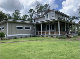 70 Lighthouse Way, Woodbine, GA 31569