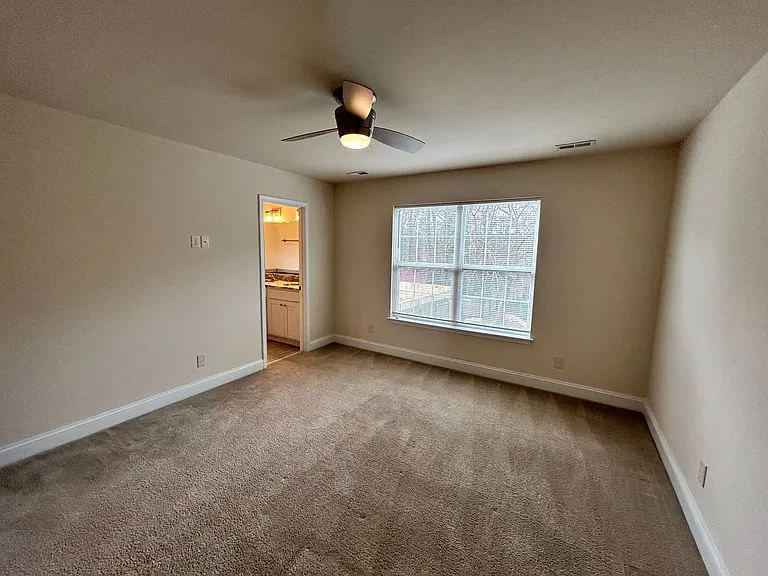 4901 Warwick Rd E — Photo 23