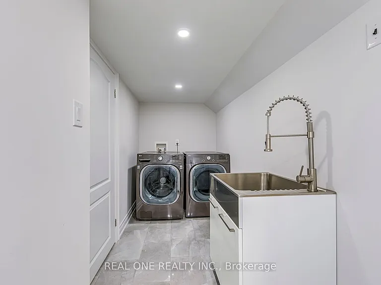 308 Morrison Rd — Photo 44
