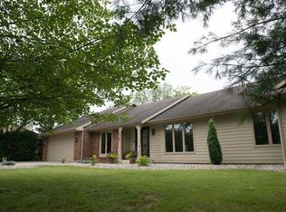6730 Snowberry Dr, Fort Wayne, IN 46814