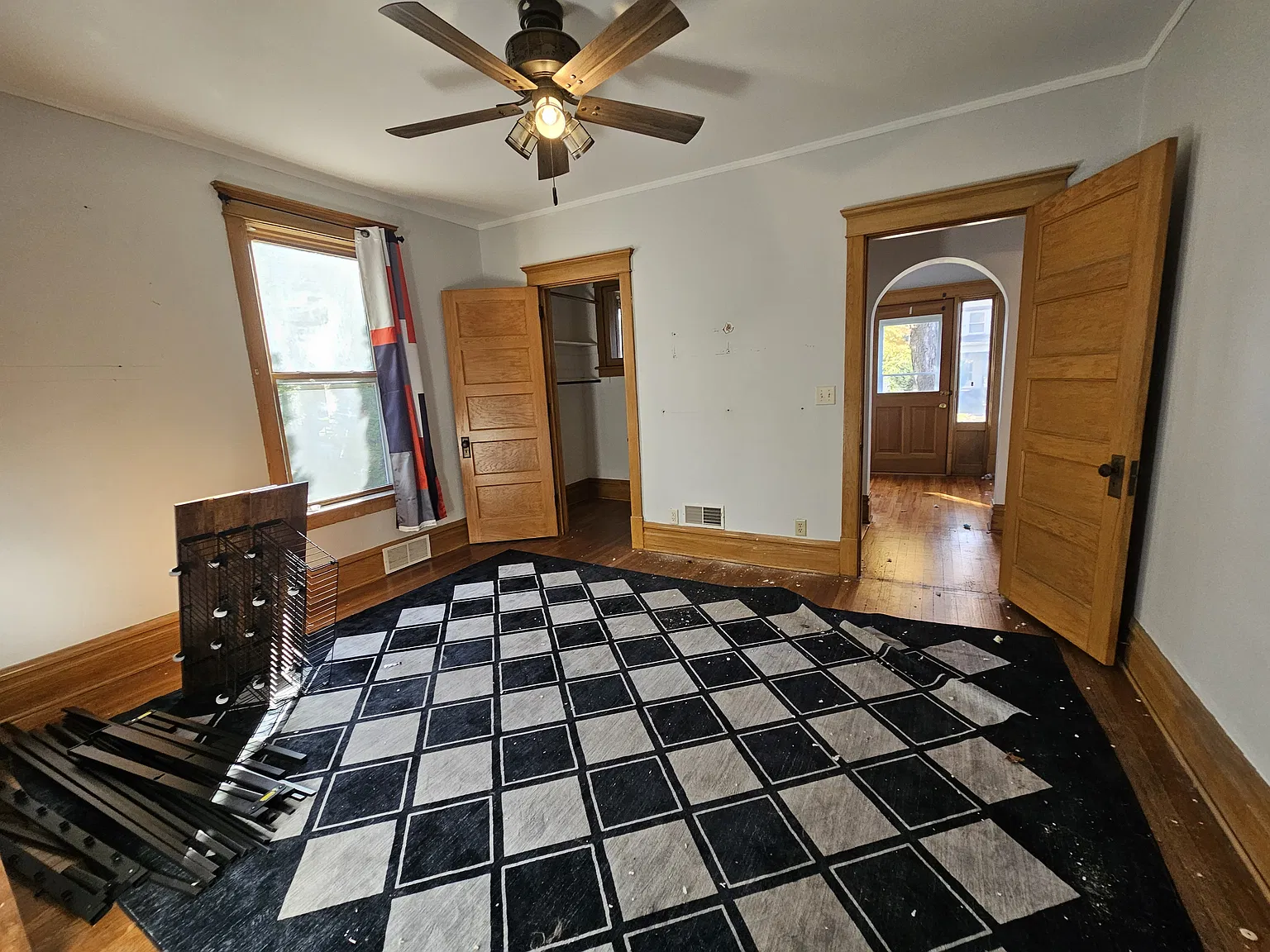 134 W Rice St — Photo 4