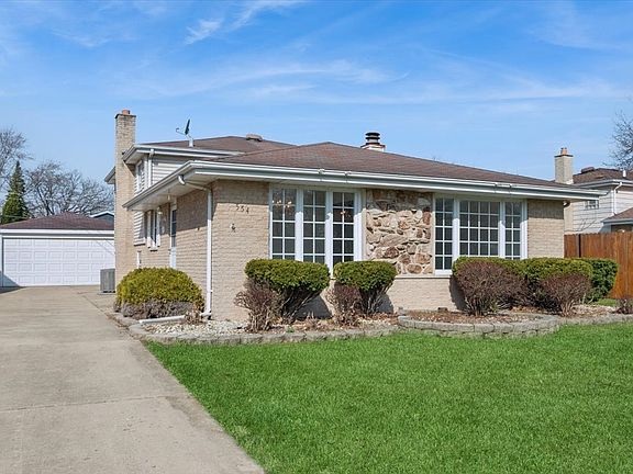 2nd image of 554 N Westwood Ave