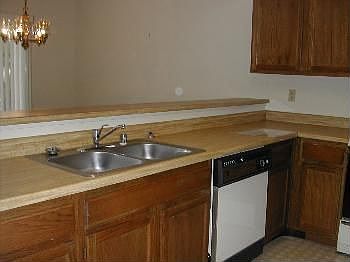 5th image of 1800 Clubhouse Dr #L95