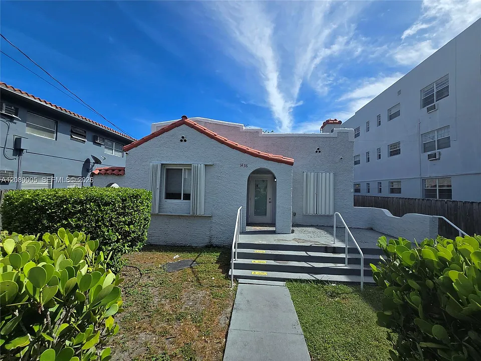 1436 SW 5th St