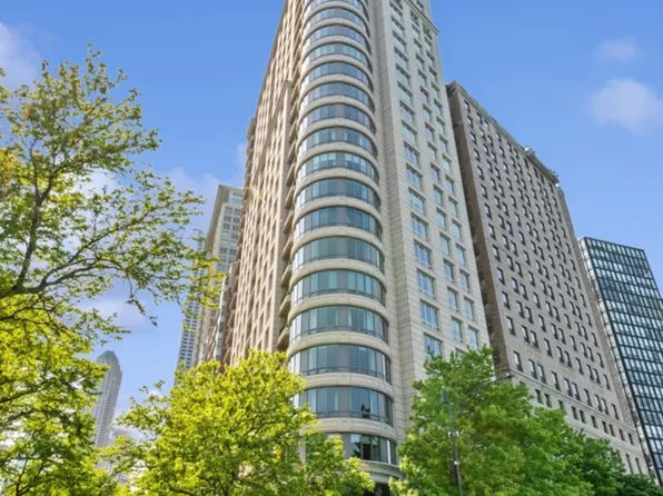 840 N Lake Shore Dr APT 2001, Chicago, IL 60611