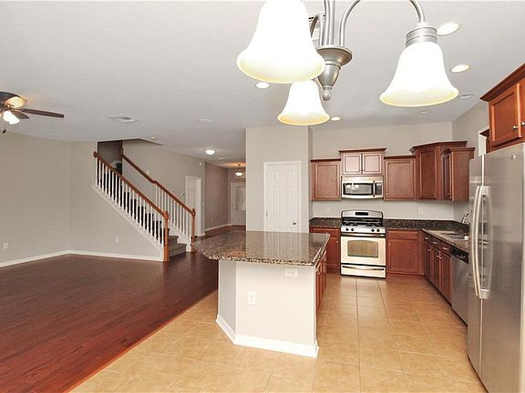 5th image of 15854 Starling Water Dr