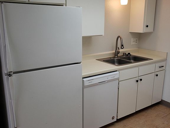 2nd image of 5211 E Lyell Ave APT 101