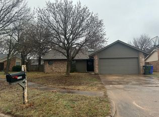 3108 Woodsboro Ct, Norman, OK 73072