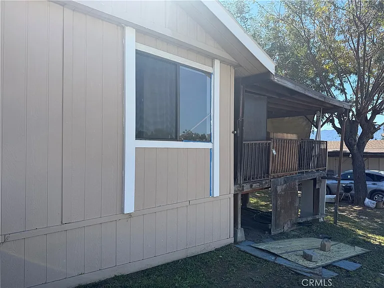 2040 Parkridge Ave — Photo 7