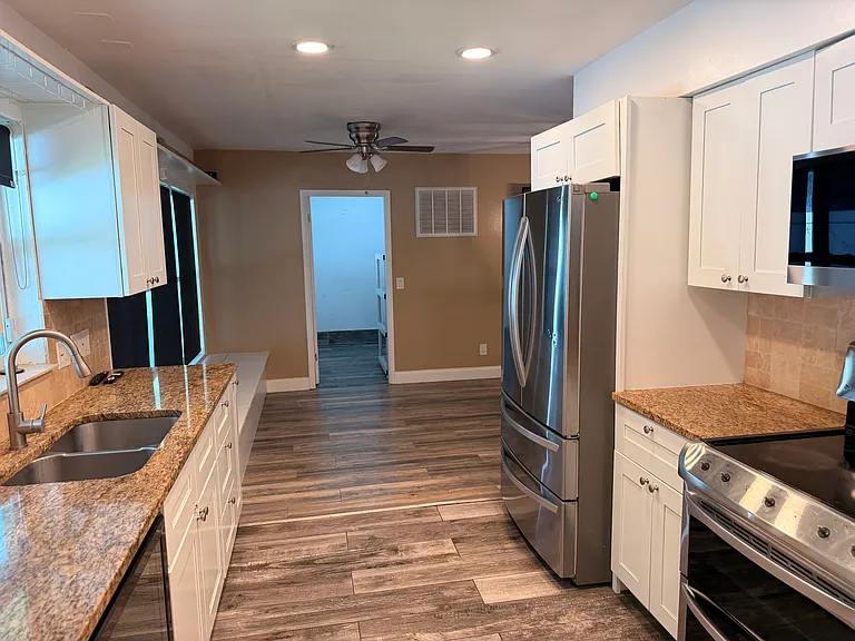 2505 Forest Pkwy S — Photo 31