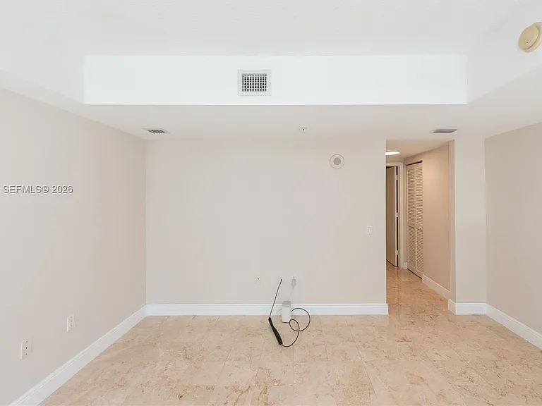 41 SE 5th St #804 — Photo 9