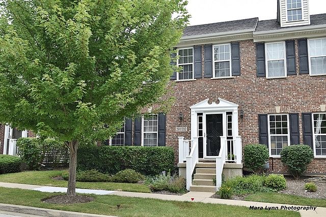 1st image of 39W352 Baker Dr #1