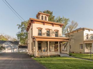 78 Main St, Saugerties, NY 12477