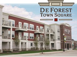 125 E Holum St APT 208, Deforest, WI 53532
