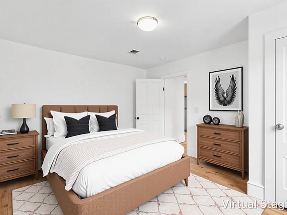 3rd image of 44 Marble Avenue #4