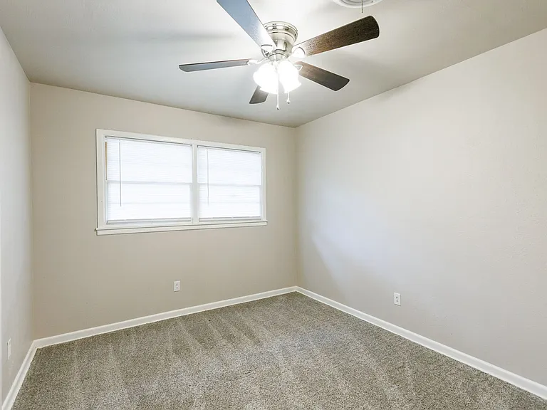 406 Bangor Ave — Photo 29