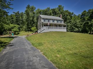 9 Sandalwood Dr, Hudson, NH 03051