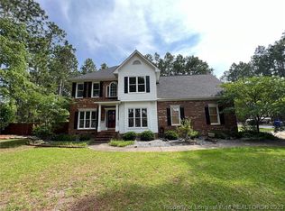 7658 Firethorn Dr, Fayetteville, NC 28311