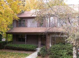 92 Goldfinch Mdws, Hackettstown, NJ 07840