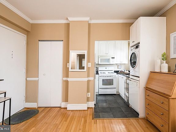 5th image of 3100 Wisconsin Ave NW APT 302