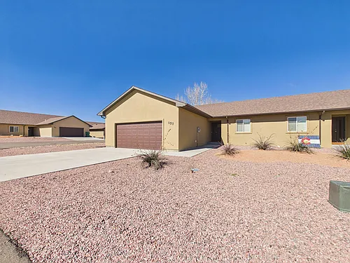 157 S Stardust Cir Photo 1