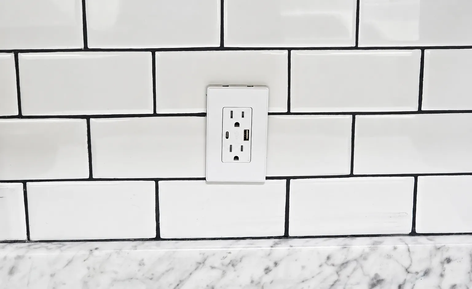 1 bed, 650 sqft, $1,000 — Photo 3