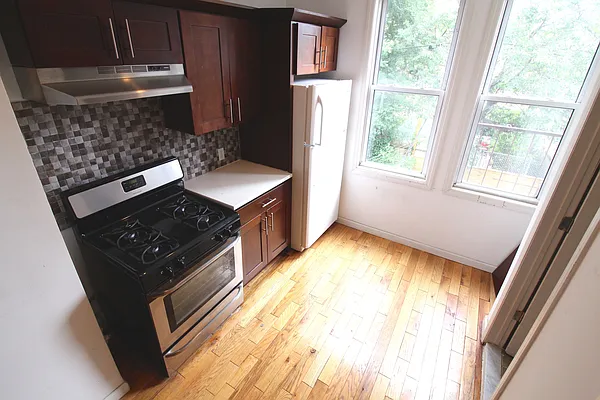 Rented by Superior Homes | media 14