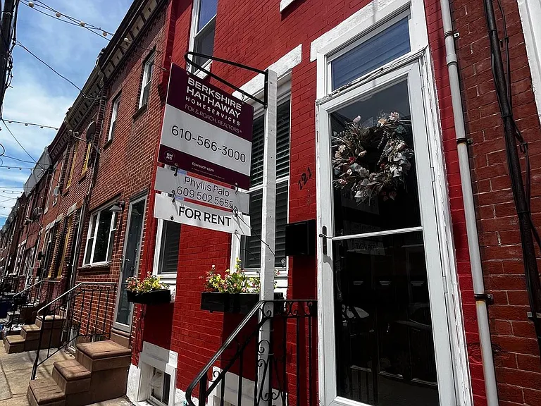 121 Mercy St — Photo 3