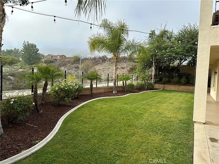 8287 Soft Winds Dr — Photo 4