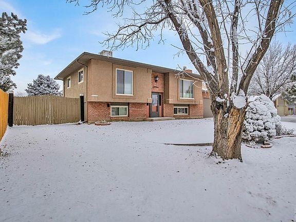 2nd image of 23 Pedregal Ln