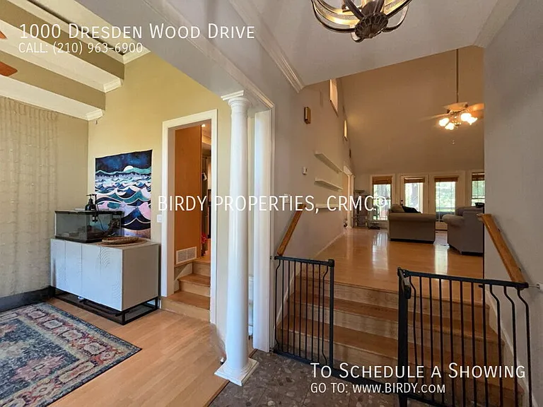 1000 Dresden Wood Dr — Photo 2
