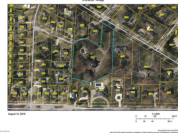2nd image of 2700 Manor Dr SE