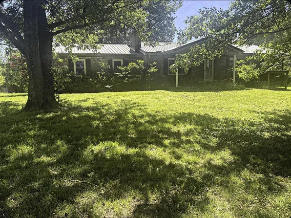 290 Vallandingham Rd, Dry Ridge, KY 41035