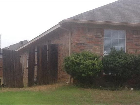 2nd image of 1624 Loveland Dr