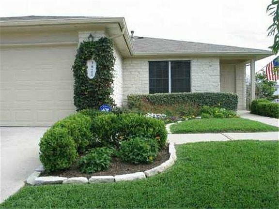 3rd image of 3821 Julianas Way