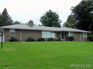 19 S Hills Dr, New Hartford, NY 13413