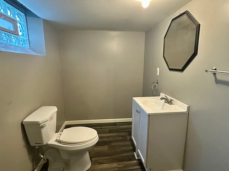 227 Sawyer St — Photo 13