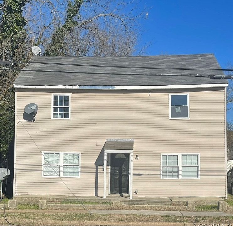 1st image of 109 N Dunlop St