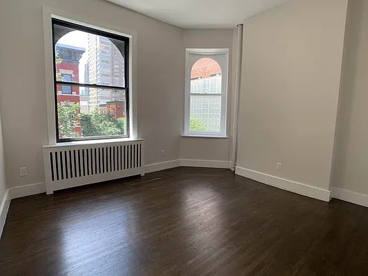 Rented by Tourma Realty LLC | media 11