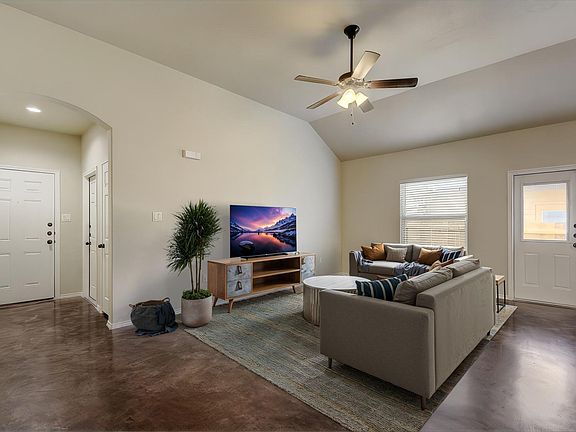 5th image of 467 Jack Rabbit Ln #A