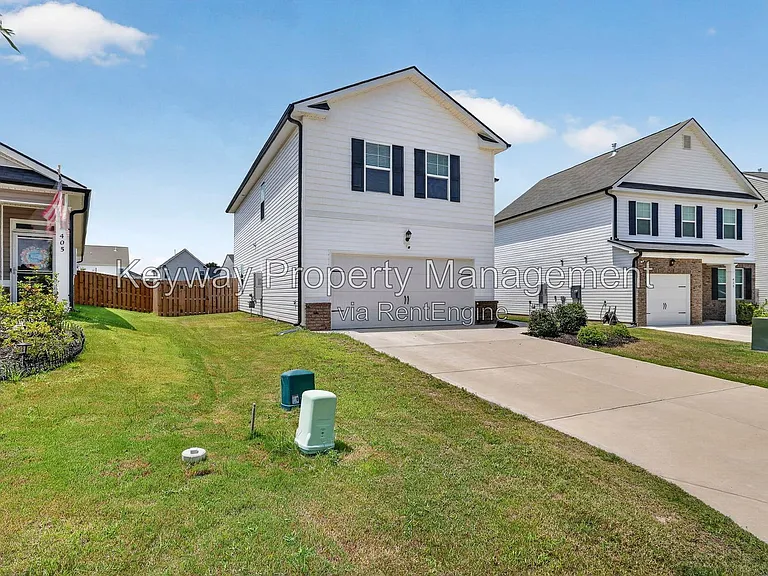 411 Shipwreck Dr — Photo 2