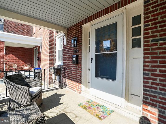 5th image of 404 Kingsley St